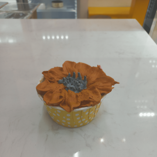 Bámh cupcake lớn